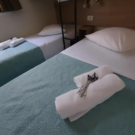 Kamp Rujno ホリデーパーク スタリグラード