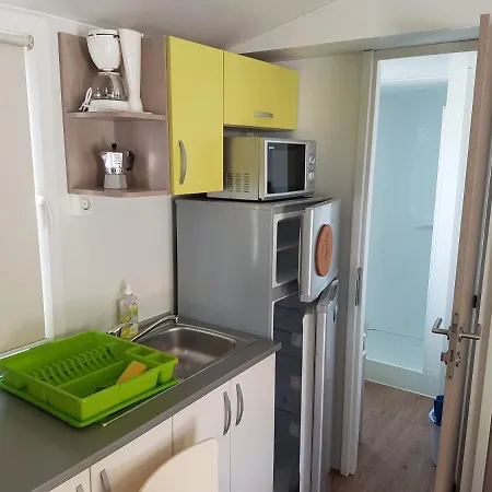 Kamp Rujno ホリデーパーク スタリグラード