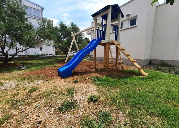 Kamp Rujno Tatil parkı