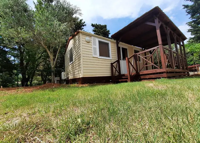 Tatil parkı Kamp Rujno Starigrad Paklenica