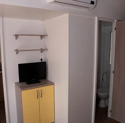 Kamp Rujno Tatil parkı Starigrad Paklenica