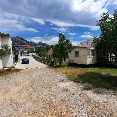 Kamp Rujno Starigrad Paklenica