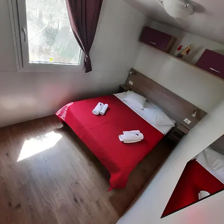 Kamp Rujno Ferienpark *